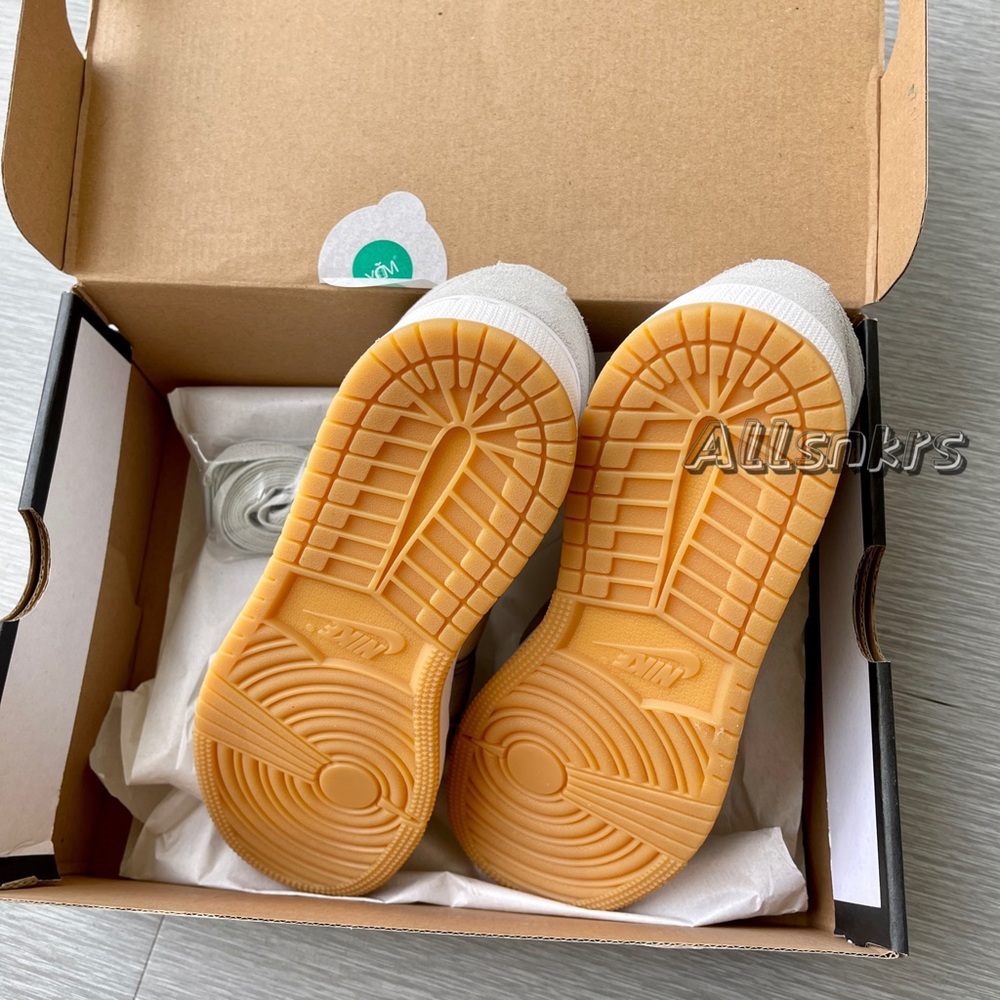 Air Jordan 1 Mid Coconut Milk GS - Picture 7 of 7